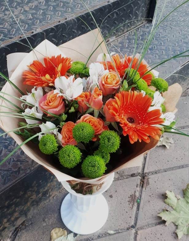 Букет цветов из: Герберы, Хризантемы, Альстромерии и Розы в Горбово