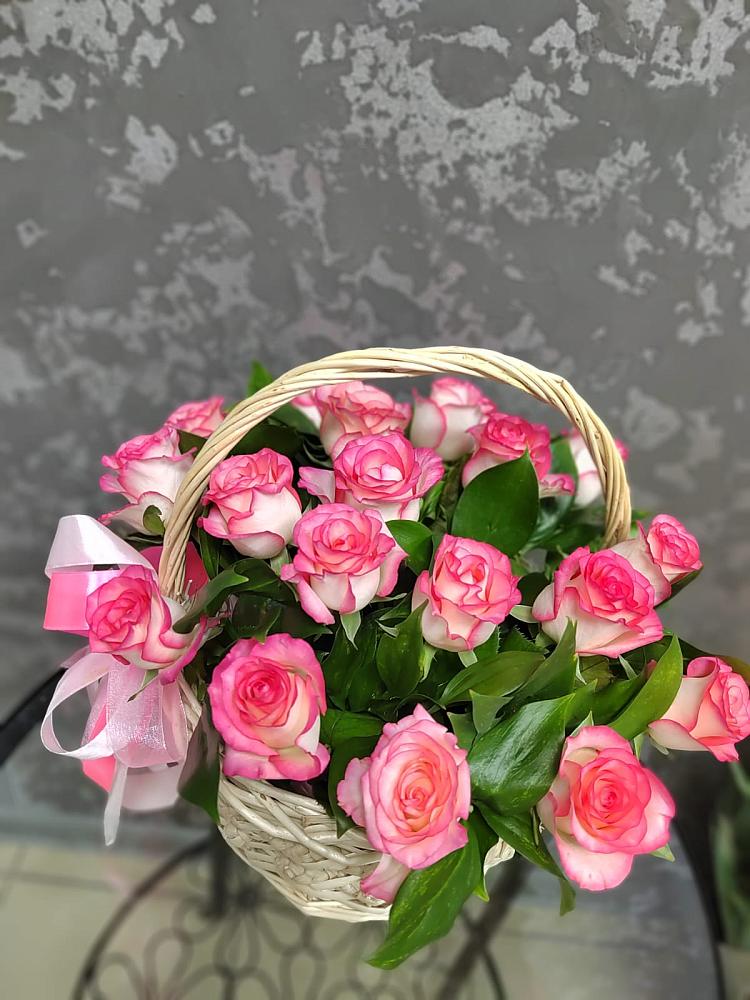 Цветочная композиция из Розы в корзине в Горбово
