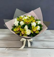 Букет цветов из:  Орхидеи и Розы в Горбово