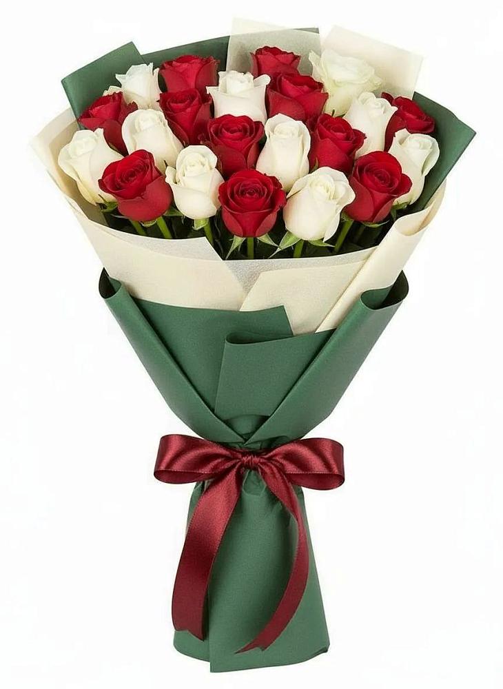 Букет Микс из красных и белых роз в Горбово