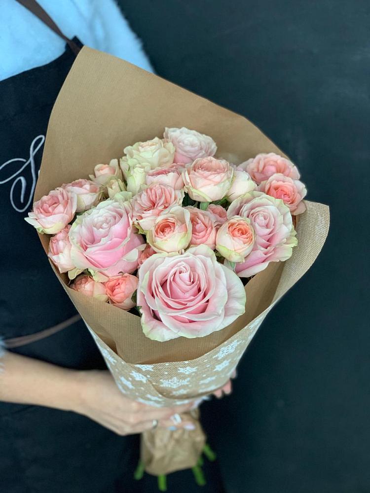 Букет цветов из: Хризантемы и Розы в Горбово