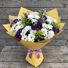 Букет цветов из:  Ирисы, Хризантемы и Ромашки в Горбово