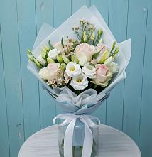 Букет цветов из:  Розы и Лизиантусы в Горбово