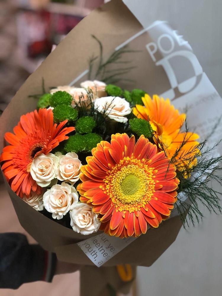 Букет цветов из: Герберы, Хризантемы и Розы в Горбово