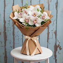 Букет цветов из:  Орхидеи и Розы в Горбово